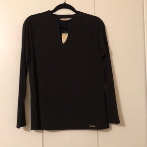 Micheal Kors black keyhole top